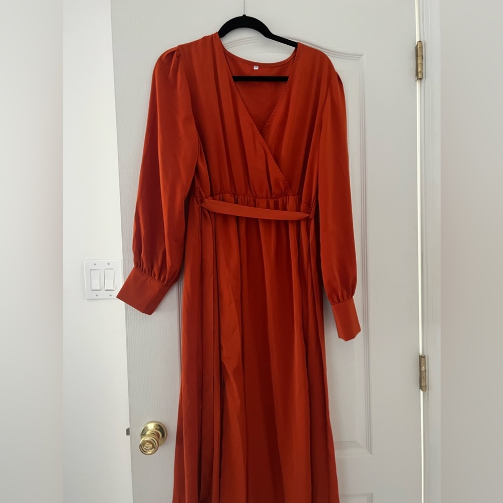 Like New Baltic Born Lydia Dress in Rust. Size L.